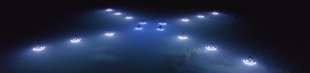 Motion planning for hundreds of floating robots Figure 1